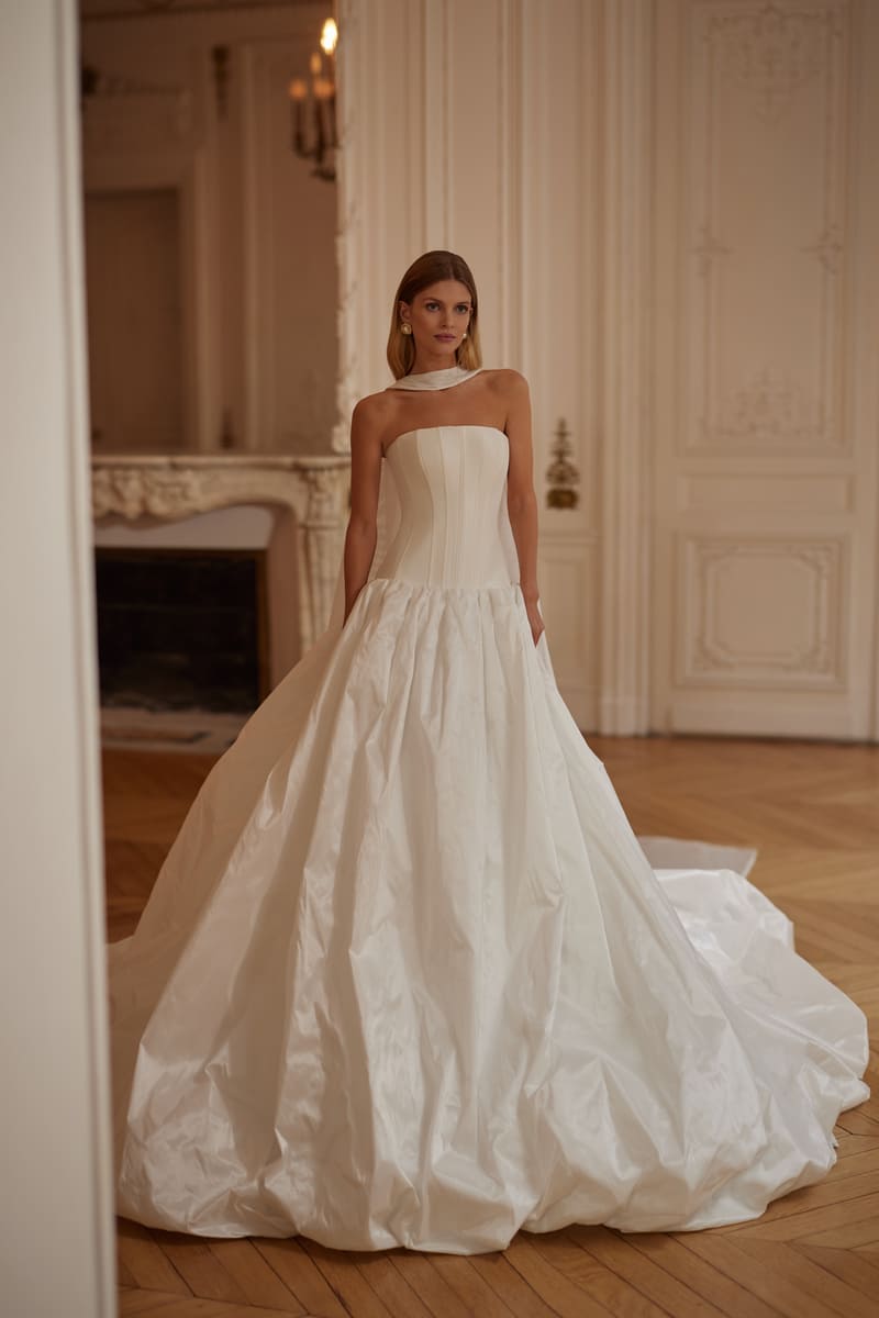 Νυφικό του οίκου Cassandra Wedding στην περιοχή Αττική